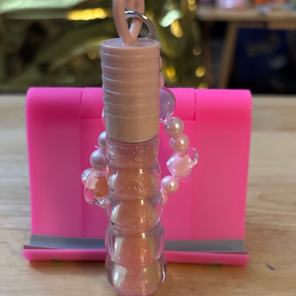 Other - 🎉Host Pick🎉Lipgloss with keychain bracelet